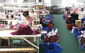 鑫鷹服飾 - 校服|班服,小學(xué)生服,學(xué)生校服,幼兒園園服,校服加工生產(chǎn),校服定制,校服定做